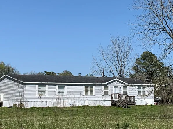 2414 Migues Rd, New Iberia, LA 70560