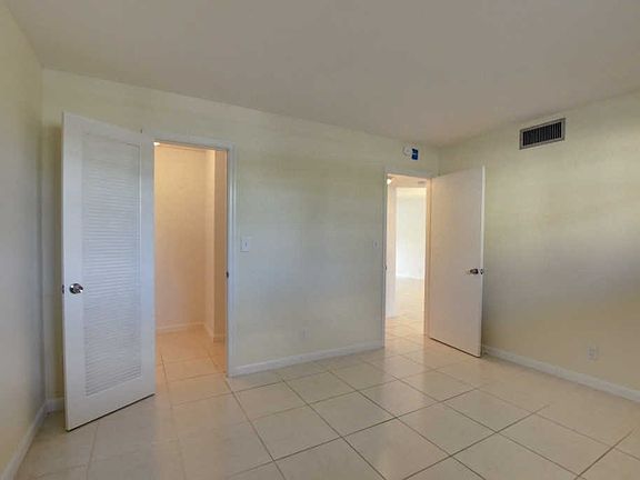 4th image of 2410 Deer Creek Country Club Blvd APT 108