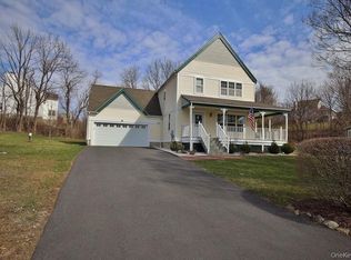 5 Old Field Circle, Pawling, NY