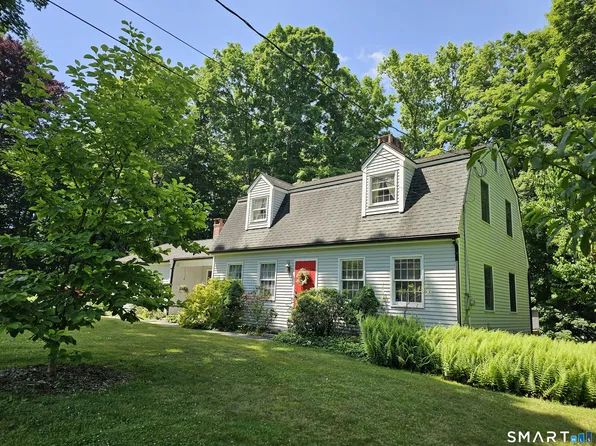 30 Park Road, Woodbury, CT 06798