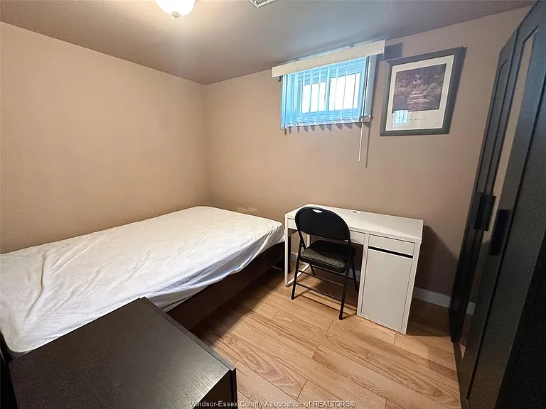 849 Dougall Ave #LOWER — Photo 6