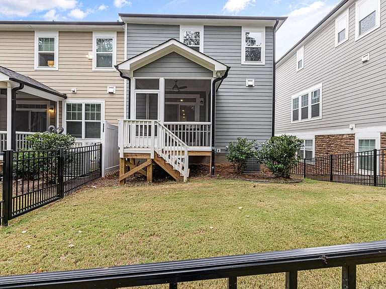 810 Emerald Mine Dr — Photo 40