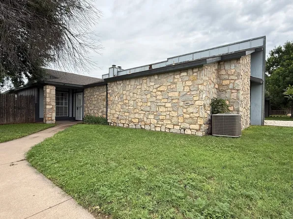 1001 Todd Ln, San Angelo, TX 76903