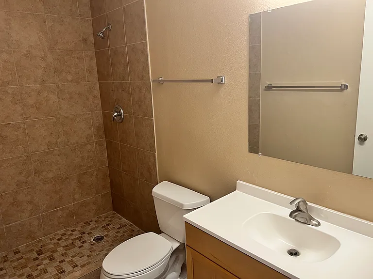 602 E Lodge Dr — Photo 11