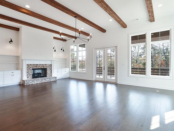 2nd image of 5161 Club Ridge Dr E