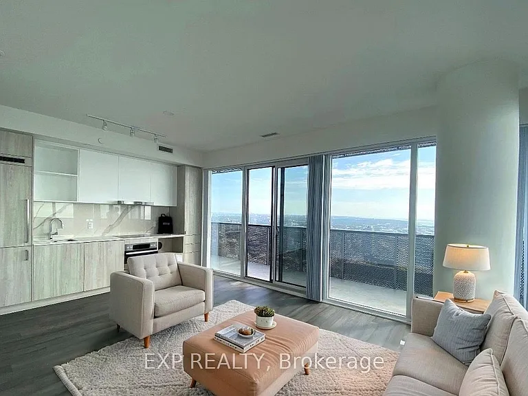 138 Downes St #6706 — Photo 2