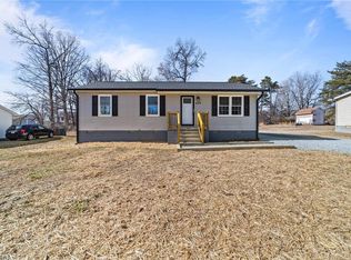 4819 Ashdale Rd, Greensboro, NC 27405