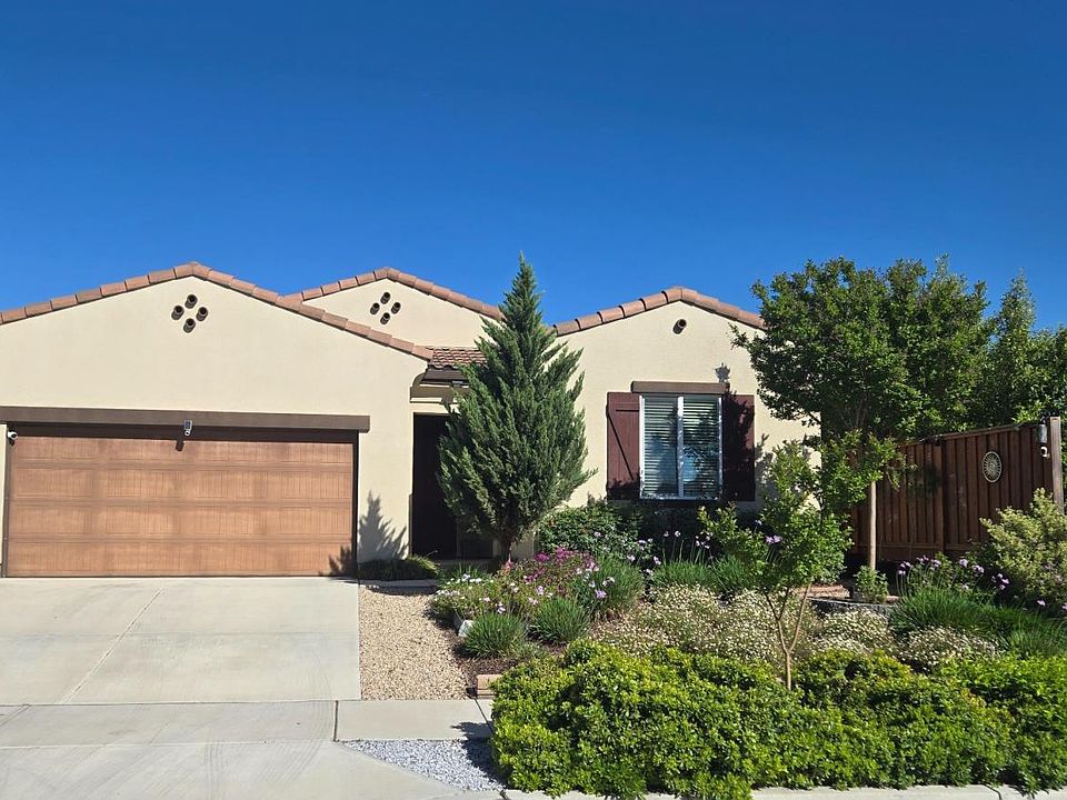 1st image of 2140 Garnet Way