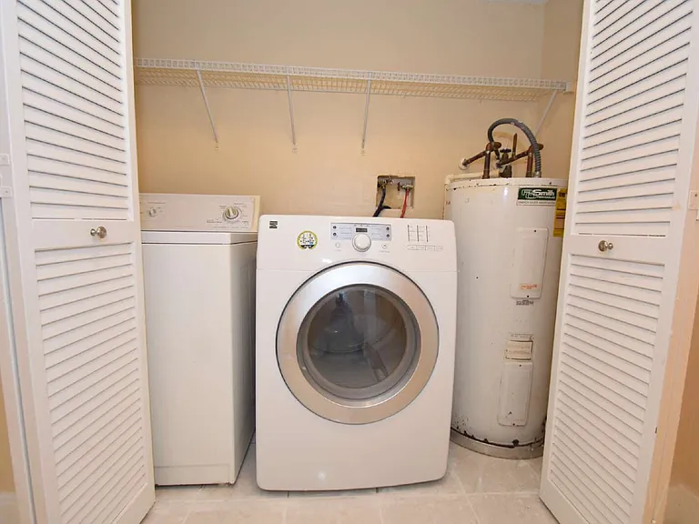 15 Florida Park Dr N #6 — Photo 35