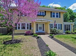 83 School St, Middleboro, MA 02346