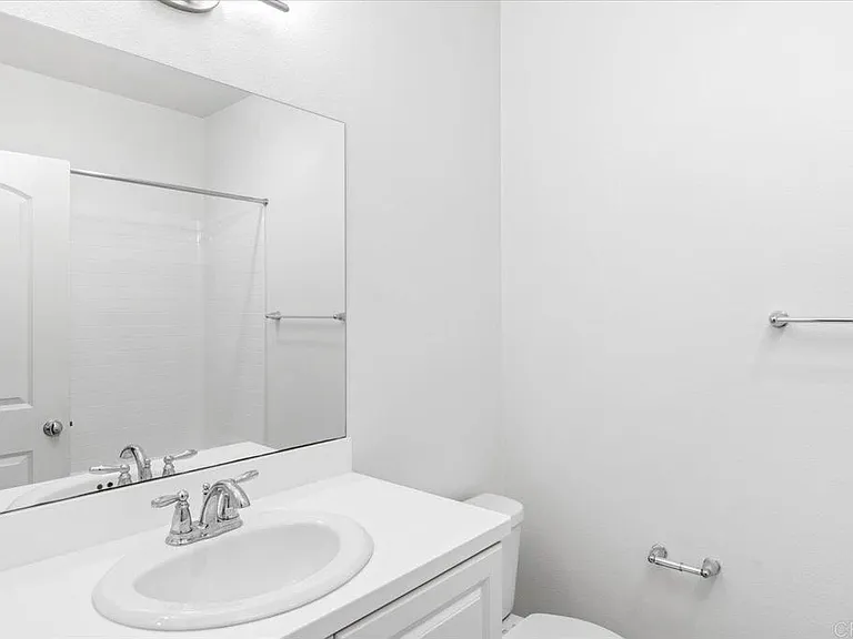 2472 Solara Ln — Photo 11