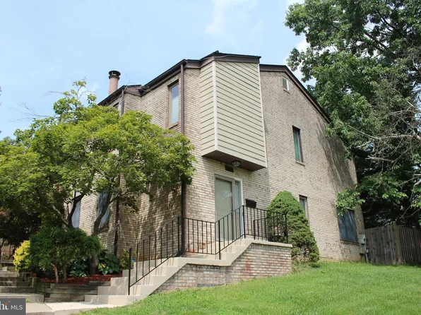 8218 Canning Ter, Greenbelt, MD 20770