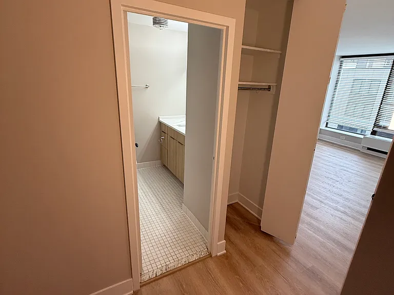 5445 N Sheridan Rd #501 — Photo 13