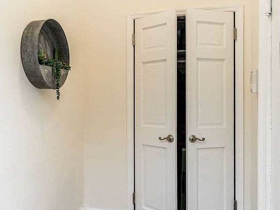 4th image of 16015 Powells Cove Blvd APT C203
