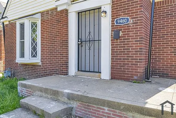 9460 Lakepointe St — Photo 5