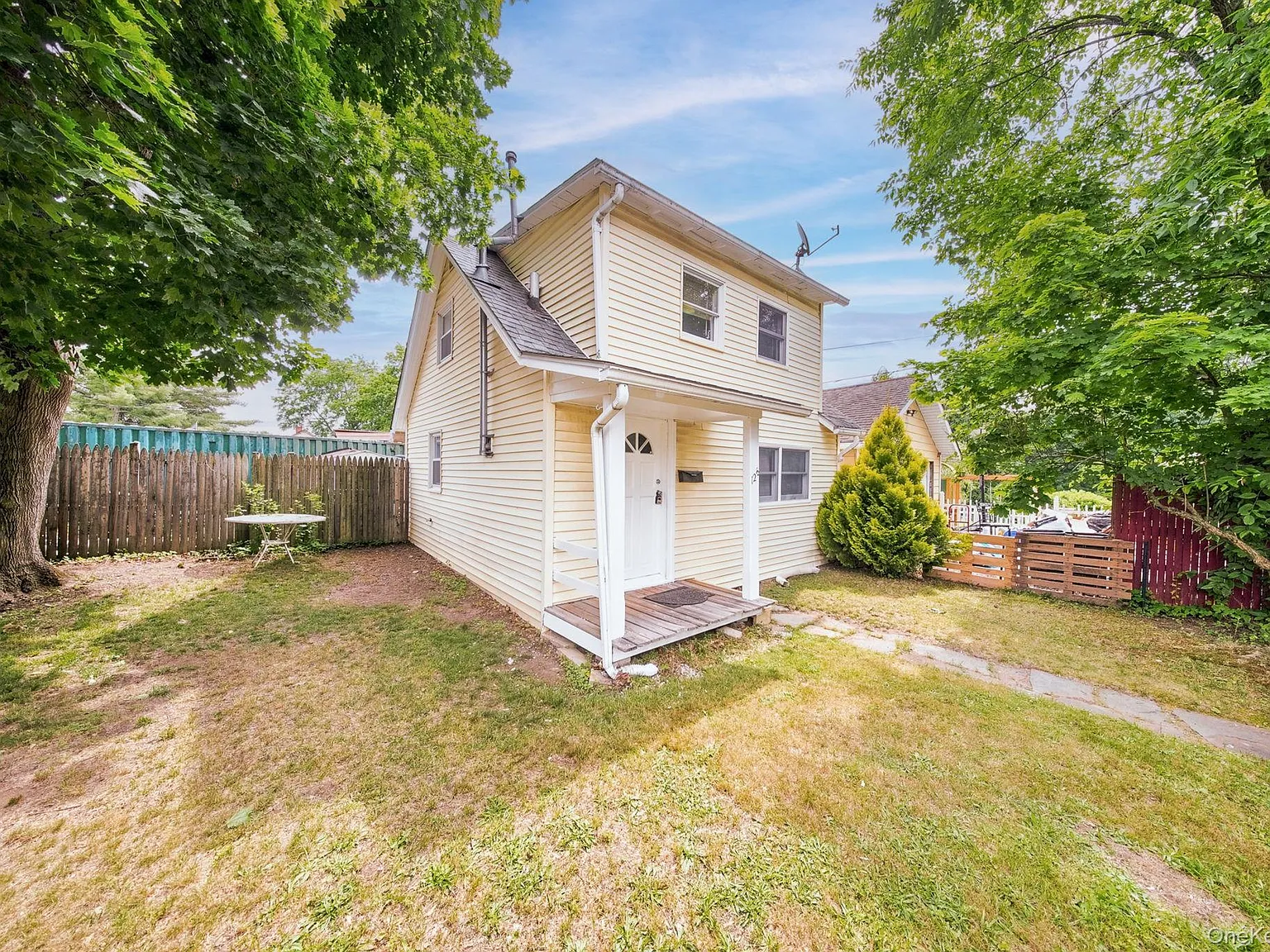 1 bed, 1.0 bath, 700 sqft, $1,500 — Photo 2