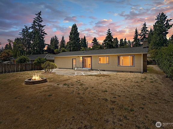 2nd image of 1016 S 203rd Street