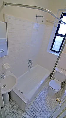 Rented by Tryax Realty Management | media 8