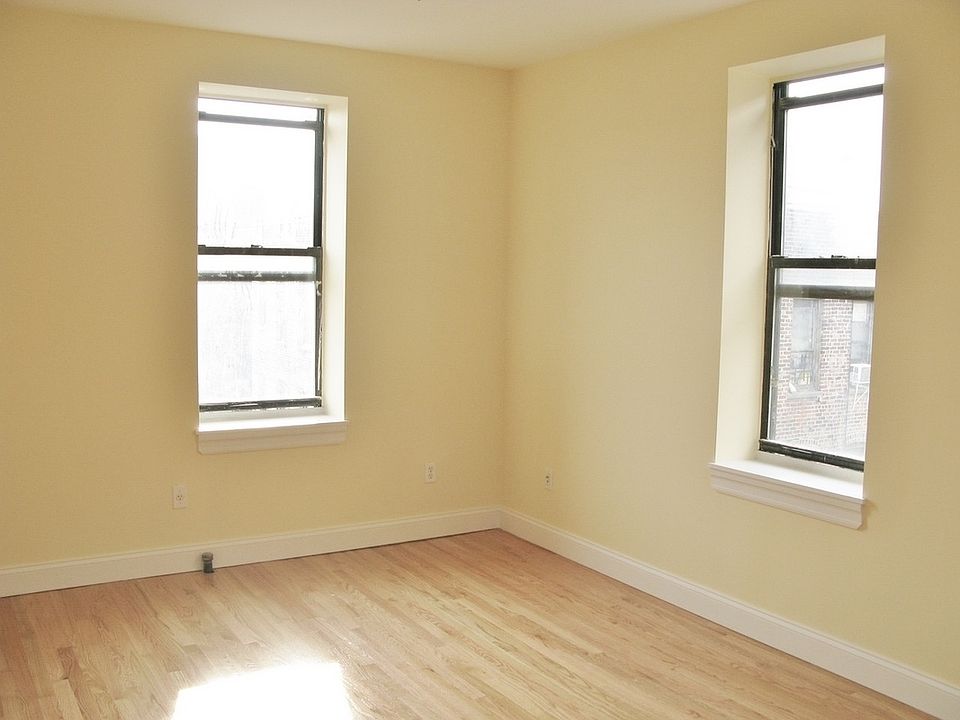1st image of 570 W 204th St APT 4N