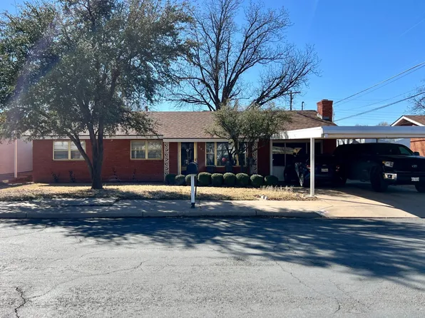 306 E 4th St, Denver City, TX 79323