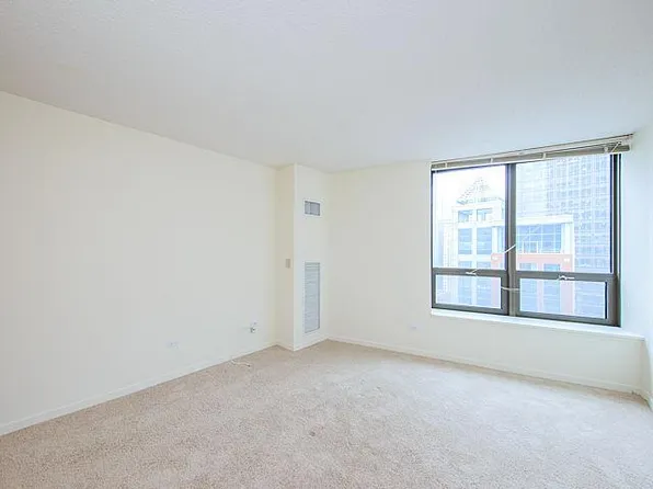 400 N La Salle Dr APT 805, Chicago, IL 60654