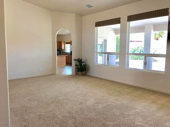 5th image of 3684 La Terraza Dr