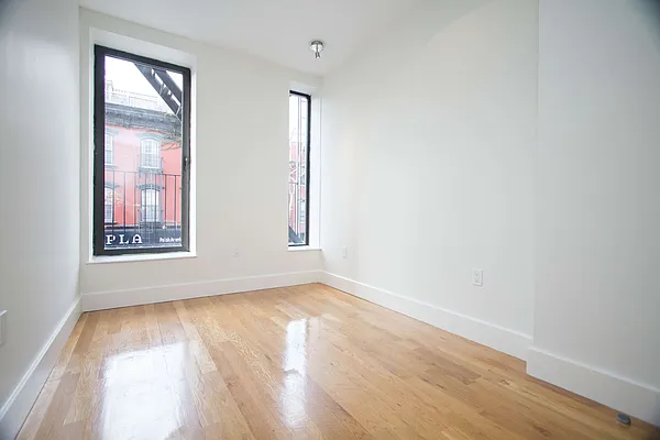 Rented by Nooklyn NYC LLC | media 15