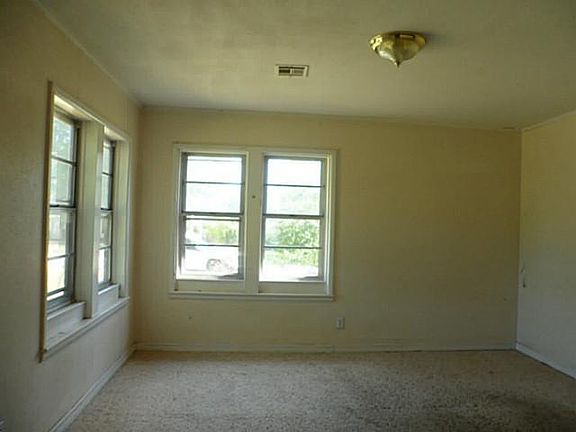 5th image of 1007 McKinley St