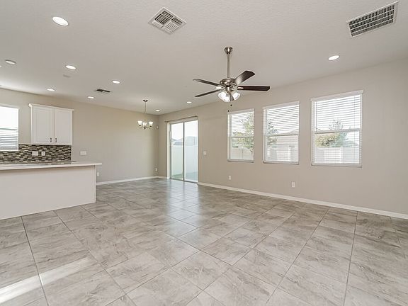 3rd image of 3809 San Isidro Cir