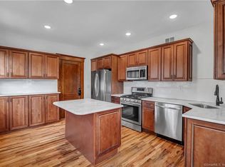 32 Hubinger St UNIT 2, New Haven, CT 06511