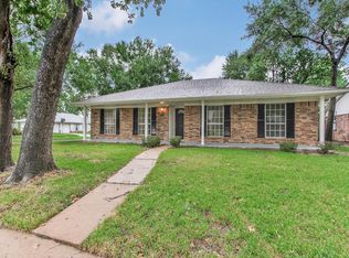 7218 Deep Forest Dr, Houston, TX 77088