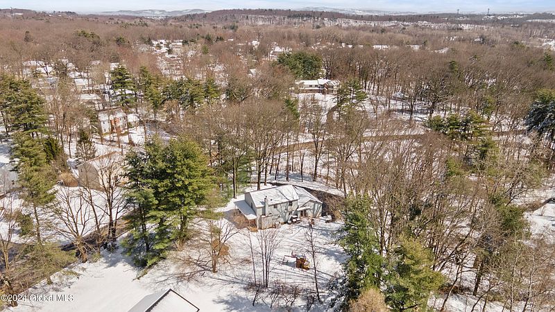 3rd image of 96 Boyack Road