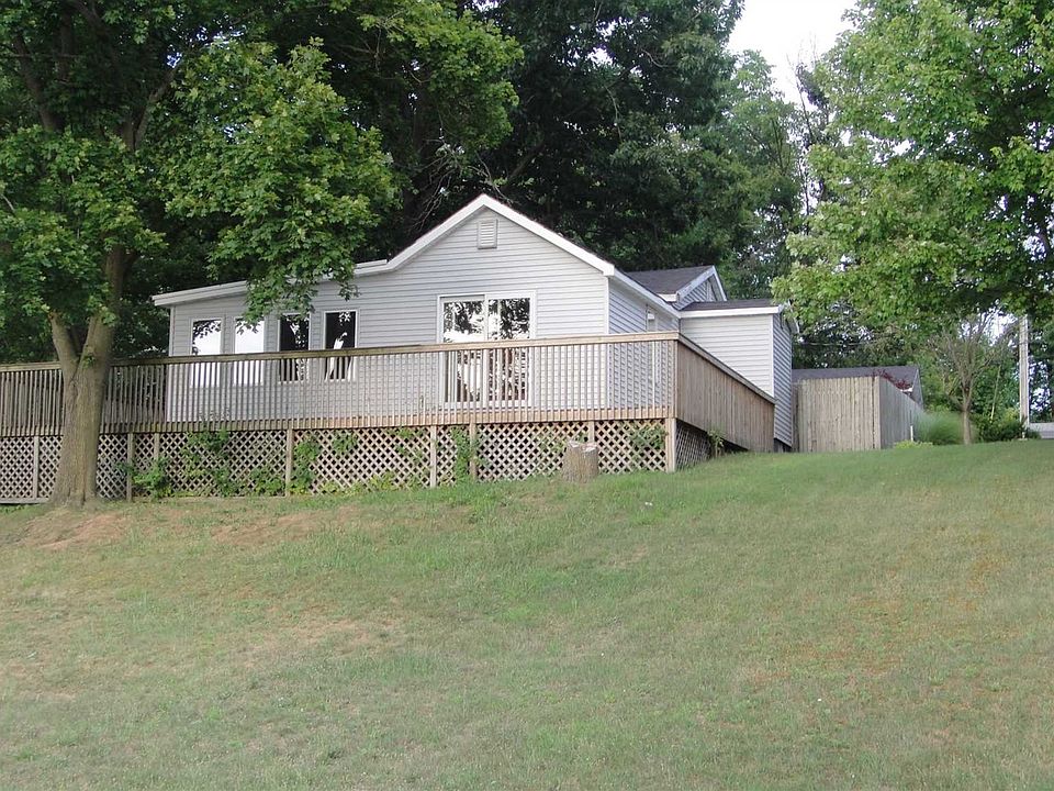 1st image of 1407 S Lakeshore Dr