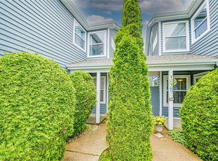 812 Birchwood Park Dr, Middle Island, NY 11953