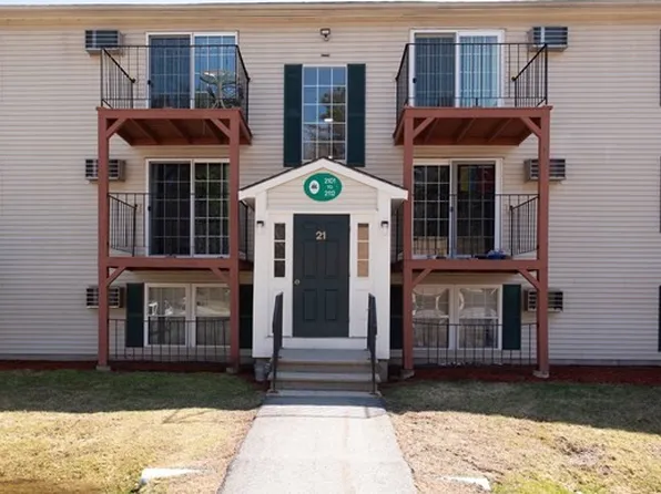 2102 White Cedar Blvd, Portsmouth, NH 03801