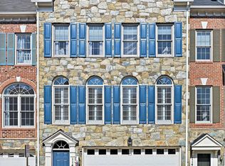 11402 Log Ridge Dr, Fairfax, VA 22030