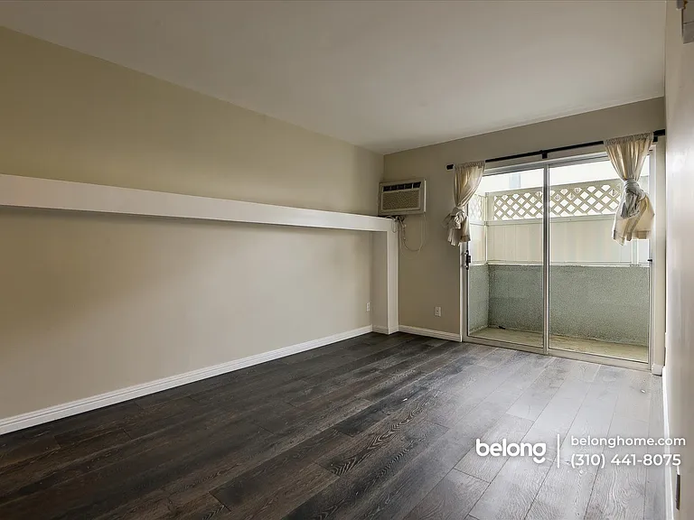 2223 S Bentley Ave #104 — Photo 22