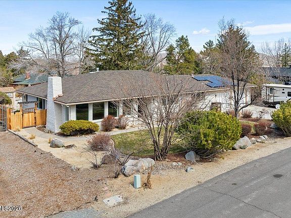 3rd image of 120 Drew Dr