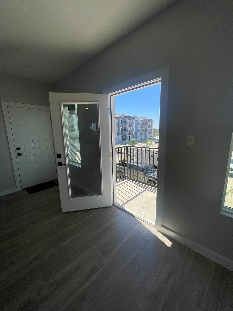 Building Photo - 311 Dorel Dr #306