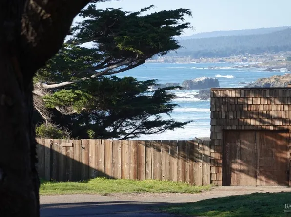 68 Black Point, The Sea Ranch, CA 95497