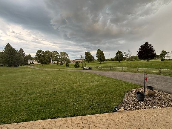 4th image of 770 Cleland Mill Rd