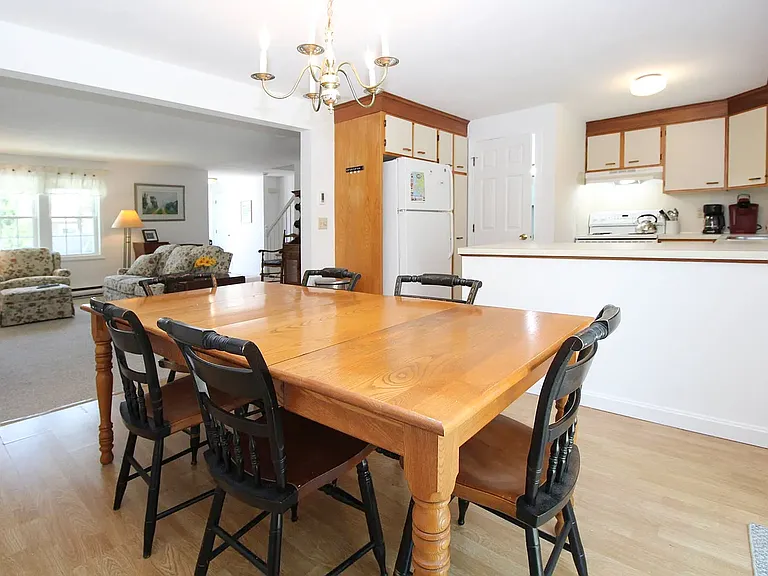 176 Palmer Ave #3 — Photo 5