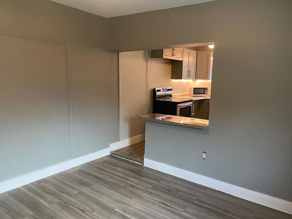 1st image of 5001 NW 190th St APT 1