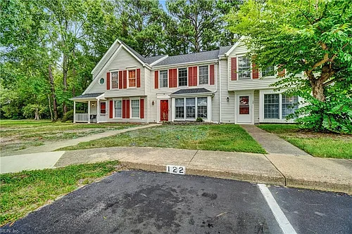 122 Sterling Ct Photo 1