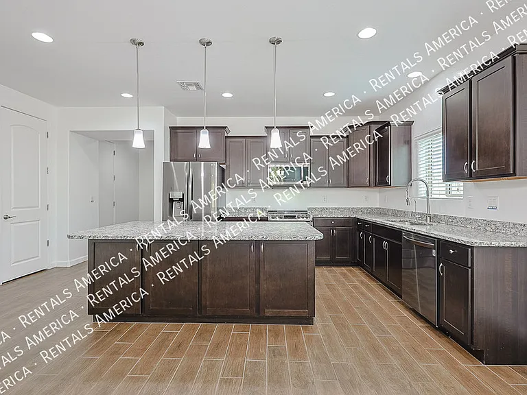 13607 W Briles Rd — Photo 10