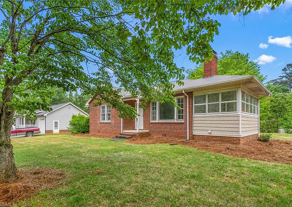 1st image of 1448 Briarcliff Dr