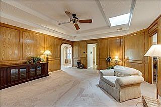 4th image of 504 Eagle Dr