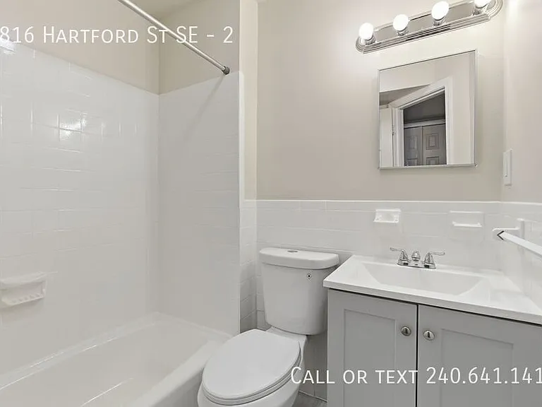 2816 Hartford St SE #2 — Photo 11