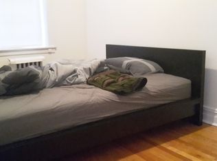 3050 45th St #3R, Astoria, NY 11103