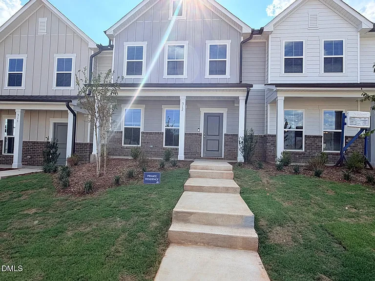 317 Fosterton Cottage Way — Photo 1